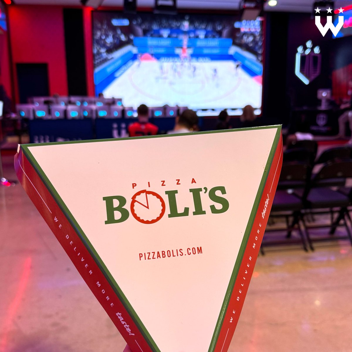 WizardsDG's tweet photo. Big thanks to @PizzaBolis for helping us throw the most epic Fan Appreciation pizza party for the best fans in the @NBA2KLeague! 🍕🎉🎮 https://t.co/RbnMH4Pp25