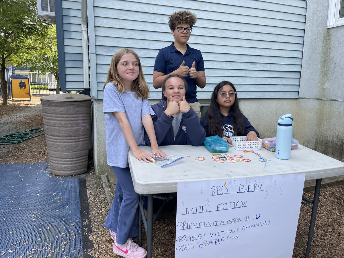 jacwillie's tweet image. Our Penny Carnival was an absolute success. This was the coolest event and the students had such a wonderful time. 
#RBCS #RedBank #Leadership #PennyCarnival