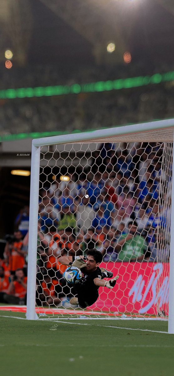 #نهائي_اغلى_الكؤوس 
بطولة بطعم آخر تحققت بالنية الطيبة وفضل من المولى سبحانه وتعالى
بونو ونيفيز اداء بطولي ومسؤلية احترافية واخلاق عالية نجوم من ذهب
البليهي -لودي -وكوليبالي تصرفات رعناء وخذلان كبير لفريق قدم لكم الكثير!
مدرب اللياقة احد نجوم الموسم

الحكم كارثة مثل سمير عثمان!!