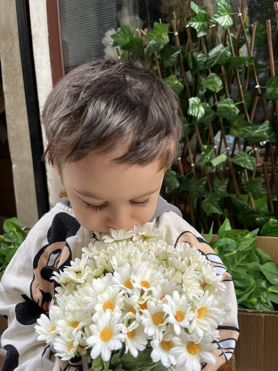 arzu_solak's tweet photo. Mayıs ayından bazı anlar ve günler / Kemaltomun atlara olan aşkı içeceklere olan aşkı ve kahveee aşkı şaka mı 🙃🫠🫠 https://t.co/HITfDLGzht