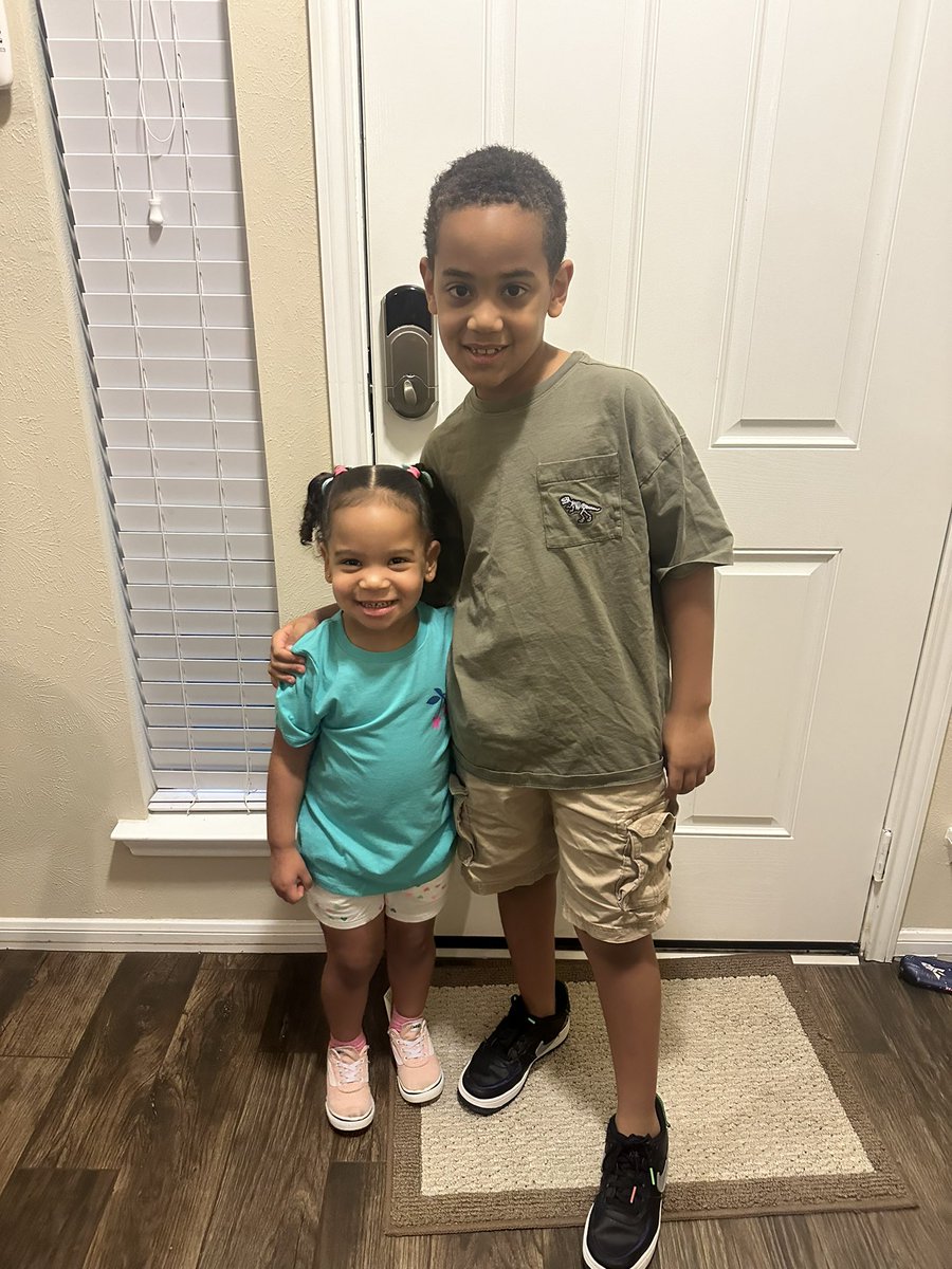 These two are ready for summer!