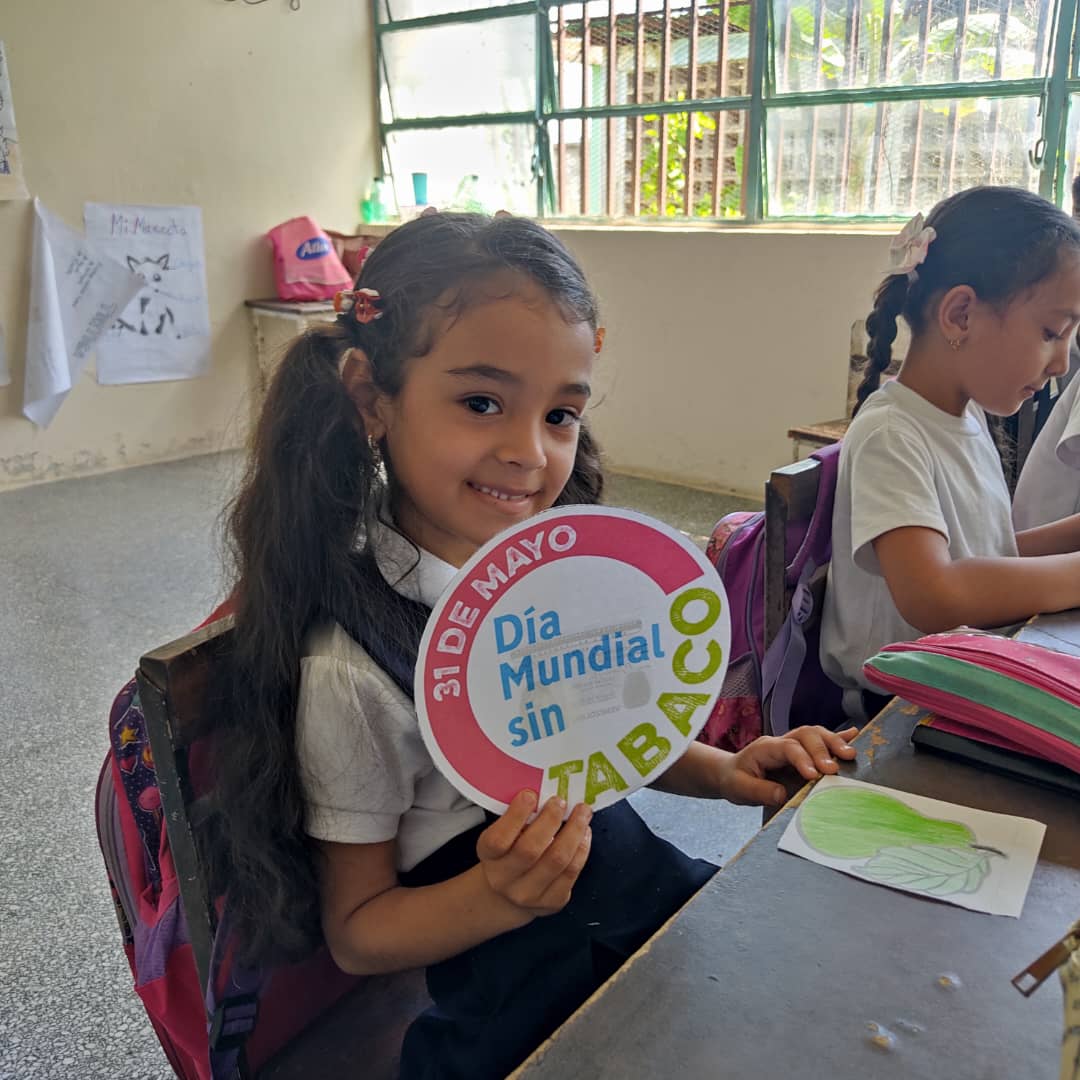 snantidrogas_ve's tweet photo. #PORTODOLOALTO | La SUNAD celebró a nivel nacional el Día Mundial Sin Tabaco con actividades recreativas, preventivas e informativas con niños y niñas de las diferentes escuelas y comunidades ubicadas en los diferentes estados de Venezuela.

#AlegríaEnWaikiki https://t.co/5Qu9vNNnJB