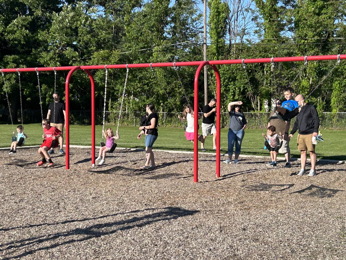 Alicia Spitz tweet media