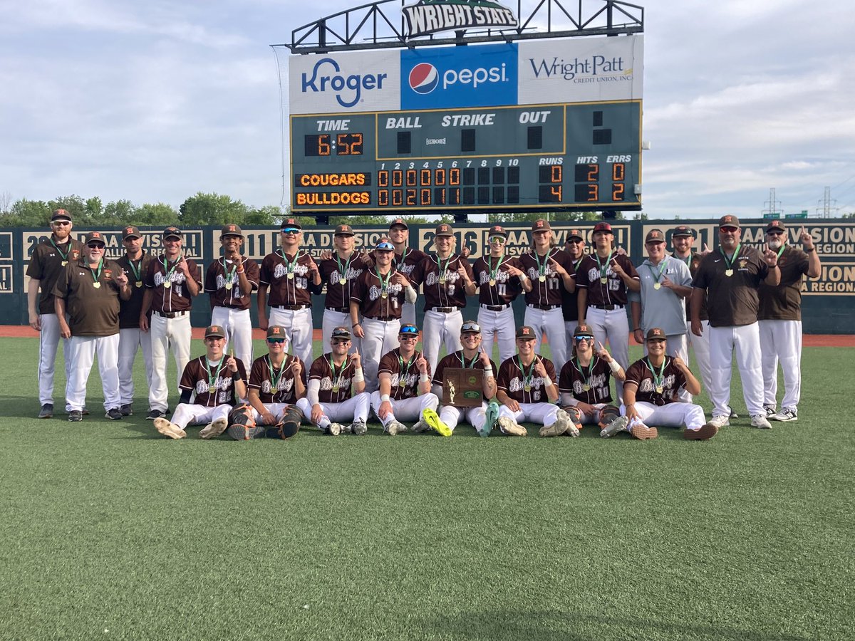 Heath Bulldogs AD tweet media