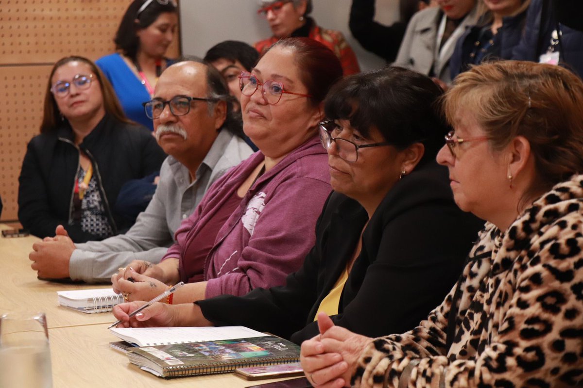 📌 Este viernes se llevó a cabo la entrega de la nueva resolución sanitaria para el hospital de #AltoHospicio, recinto que queda con un 80% de su capacidad operativa para brindar más prestaciones a la comunidad hospiciana y del #Tamarugal. (1/2)