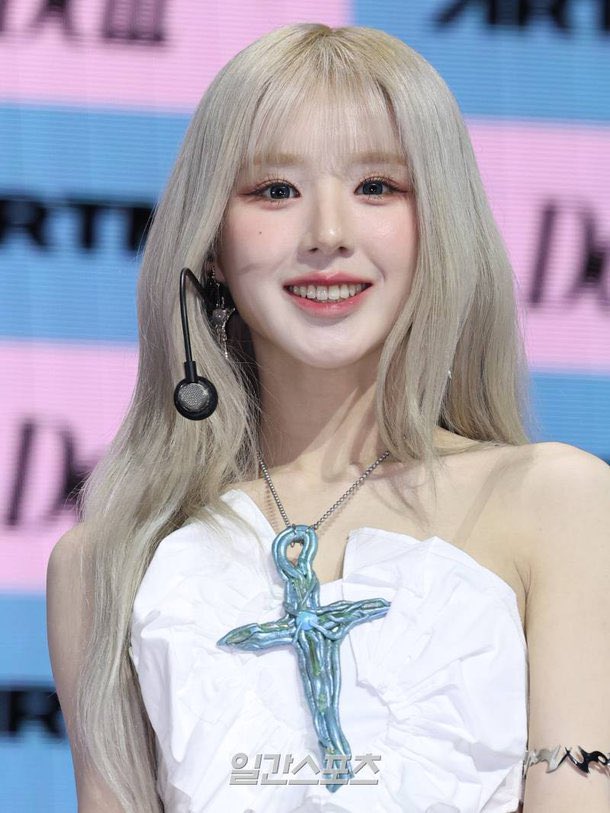 loooonachan's tweet image. ヒジンかわいすぎて保存止まらない😂ww
本当すごい