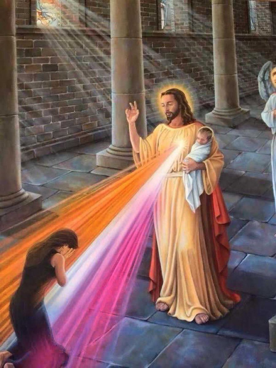 h4imlor's tweet image. happy pride, may this month bring all lesbians a girlfriend