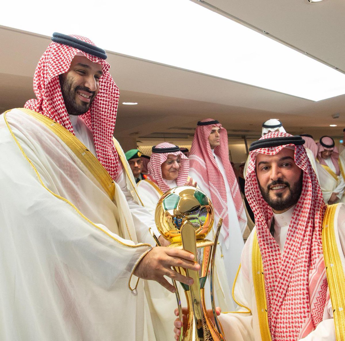 AbdulazizTF's tweet photo. ألف مبروك لفريق الهلال التتويج بالكأس الأغلى🏆

وحظًا أوفر لفريق النصر في المنافسات القادمة 👏🏻

كل الشكر للفريقين على الأداء الرائع والمستوى المتميز 🙏🏻 https://t.co/jCYGEKuVL5