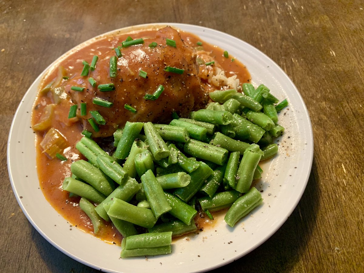 M.C. Ricker 🐲 tweet media