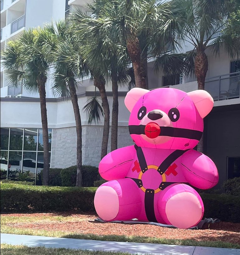 This blow-up bear in b*ndage gear is sitting outside the @CrownePlaza in Disney Springs.   We called the hotel and they told us it was for a private pride event but that the bear will remain up throughout the entire weekend. .@CrownePlaza why are you subjecting young children to