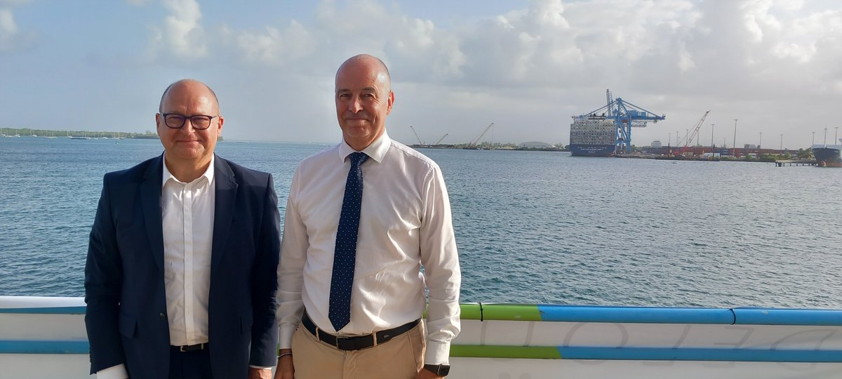 Ravi d'avoir pu échanger avec <a href="/jp_chalus/">Jean-Pierre Chalus</a> sur les grands enjeux du Grand Port Maritime de la Guadeloupe et son rayonnement sur l'ensemble du territoire et bien au-delà !
<a href="/BdT_AntGuyane/">Loïc Rolland</a> <a href="/BanqueDesTerr/">Banque des Territoires</a>