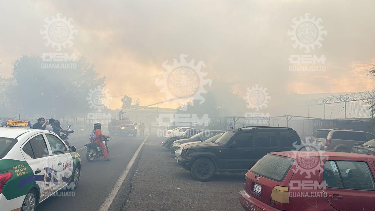 🚨 Se mantiene el fuego dentro de las instalaciones de RIAMA en Salamanca; autoridades continúan con los trabajos de rescate 🚨