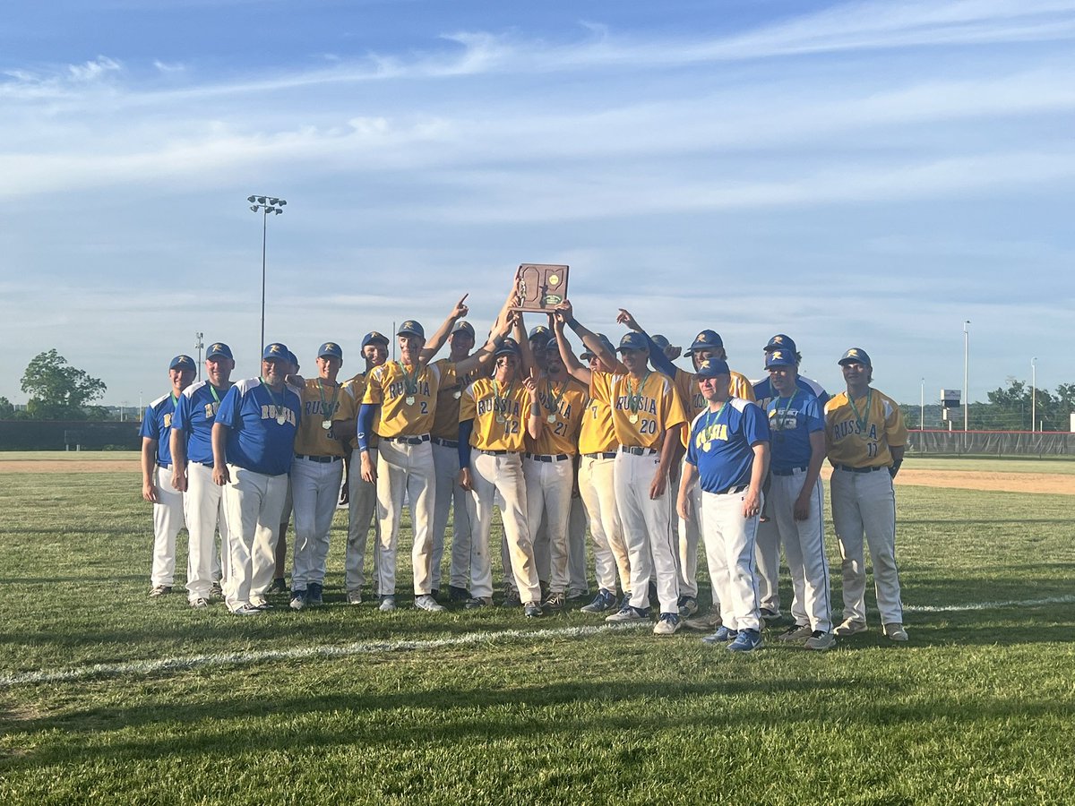 Regional champs! Way to go Raiders! Back to state!