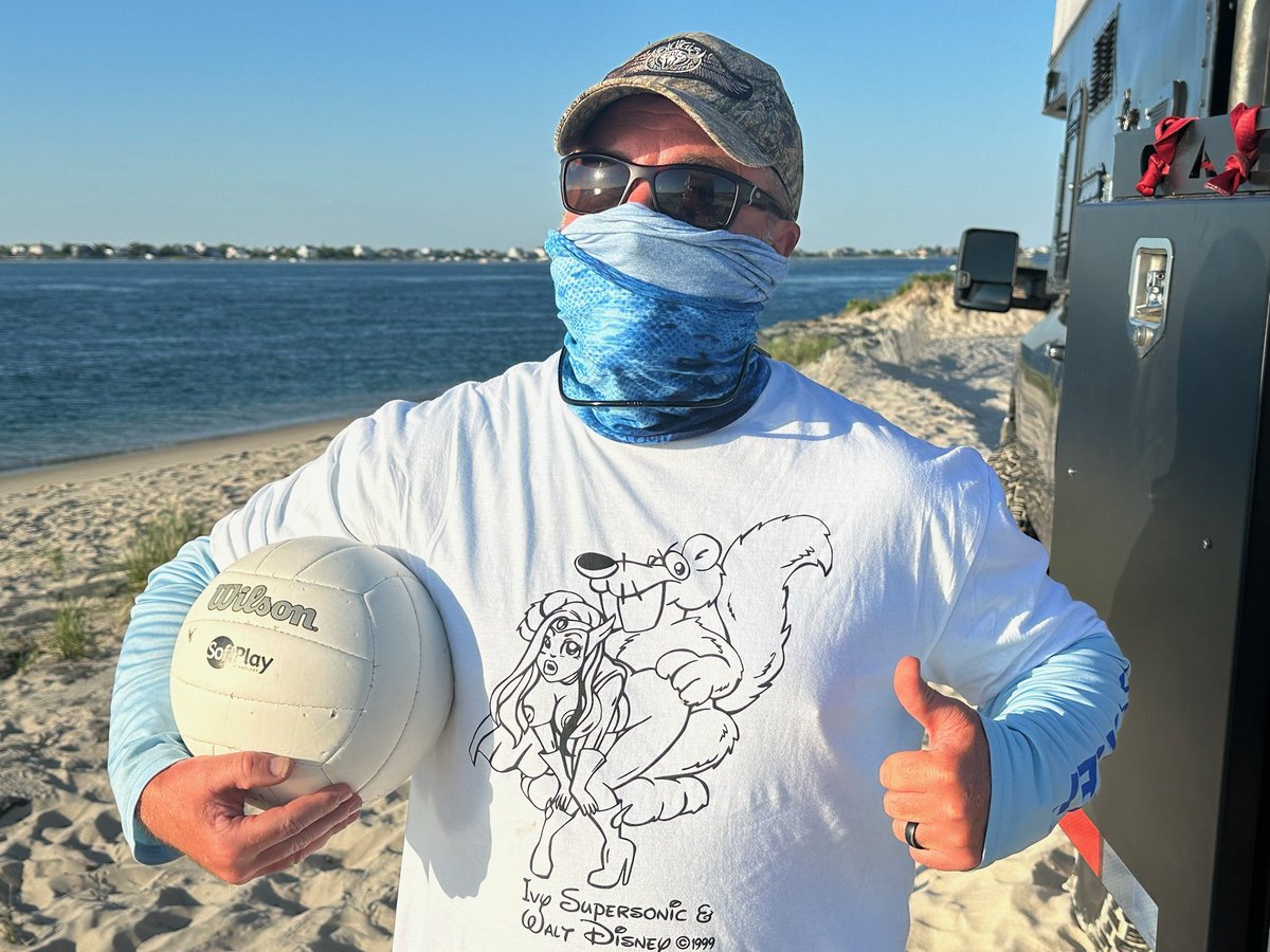 IWantJustice's tweet image. CJ Soltani #Attorney #GreatNeck Best Photo! With a Wilson! Little did he know  Synchronicity  Ice Age Movie Writer Wilson Credits 3 Year Old Baby Flora for Naming Scrat. IceAgeScript.com  Walt Disney &amp;amp; Ivy Supersonic Sqrat Copyright.