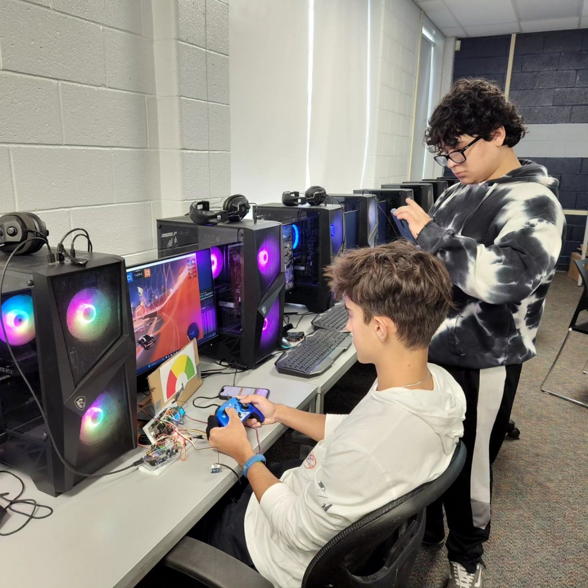 Manasquan High School Innovation Lab tweet media