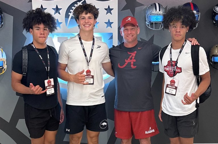 ‘26 No. 3 TE Brock Harris worked out at #Alabama and spent time with @BryanEllisUA on Friday 6-foot-6, 238-pounder likes the proven production at his position under @KalenDeBoer ‘I want to be a complete tight end … that’s a big attraction, for sure’ 🗞️ bit.ly/457A1wX