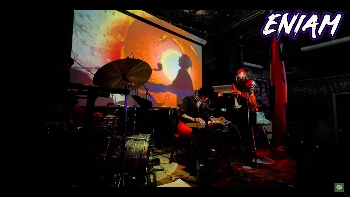 420 AT THE APOHADION THEATRE -

eniamelevated.com/archives/420-a…