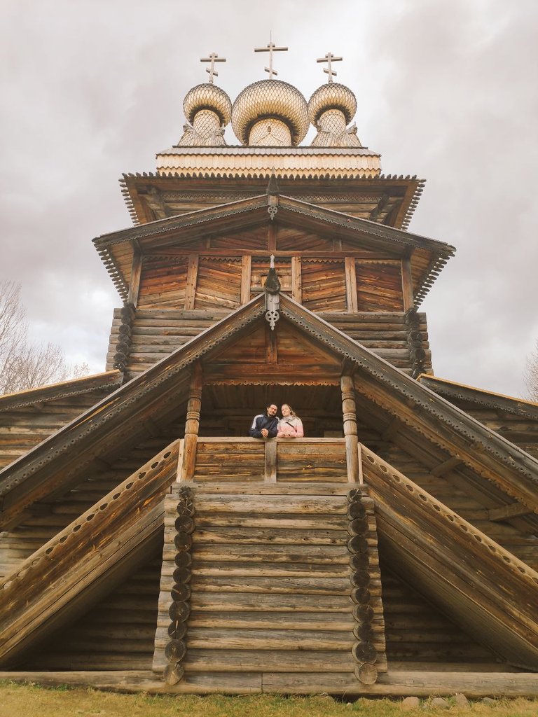 Знакомы с Алексеем 4 года. ФКазалось бы, не так и много, но это вообще-то самые длинные отношения а моей жизни. Муж в командировке, я еду от <a href="/Jesmiyou/">🦄</a> в 3 утра, Мария, к слову нас познакомила, так что считаю, что отметила как нужно))