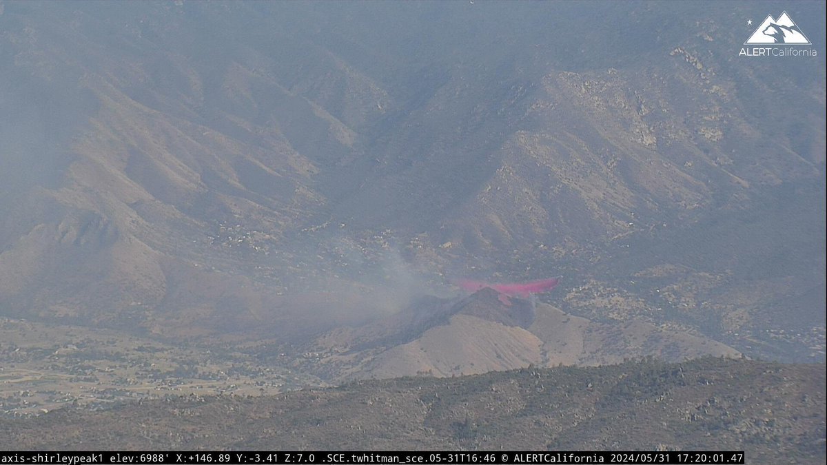 DanielFireTruck's tweet image. #RedFire Aircraft Assisting.
Air Attack, Lead 2.
Air Tankers 15, 16, 74, 90, 100, 910.
Copter 407.
3 S2’s, 2 LATS, 1 VLAT, currently 57 acres.
First VLAT drop for Cali too.