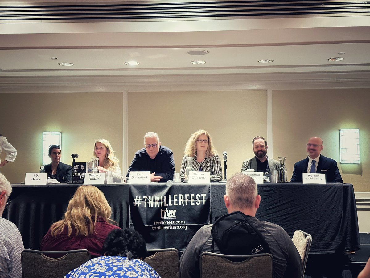 My day 3 of #thrillerfest2024 — big highlight was the espionage panel featuring @isberryauthor (Peacock and the Sparrow) and @Formerspy1 (The Syndicate Spy) among others! @ITWDebutAuthors @thrillerwriters #writingcommunity