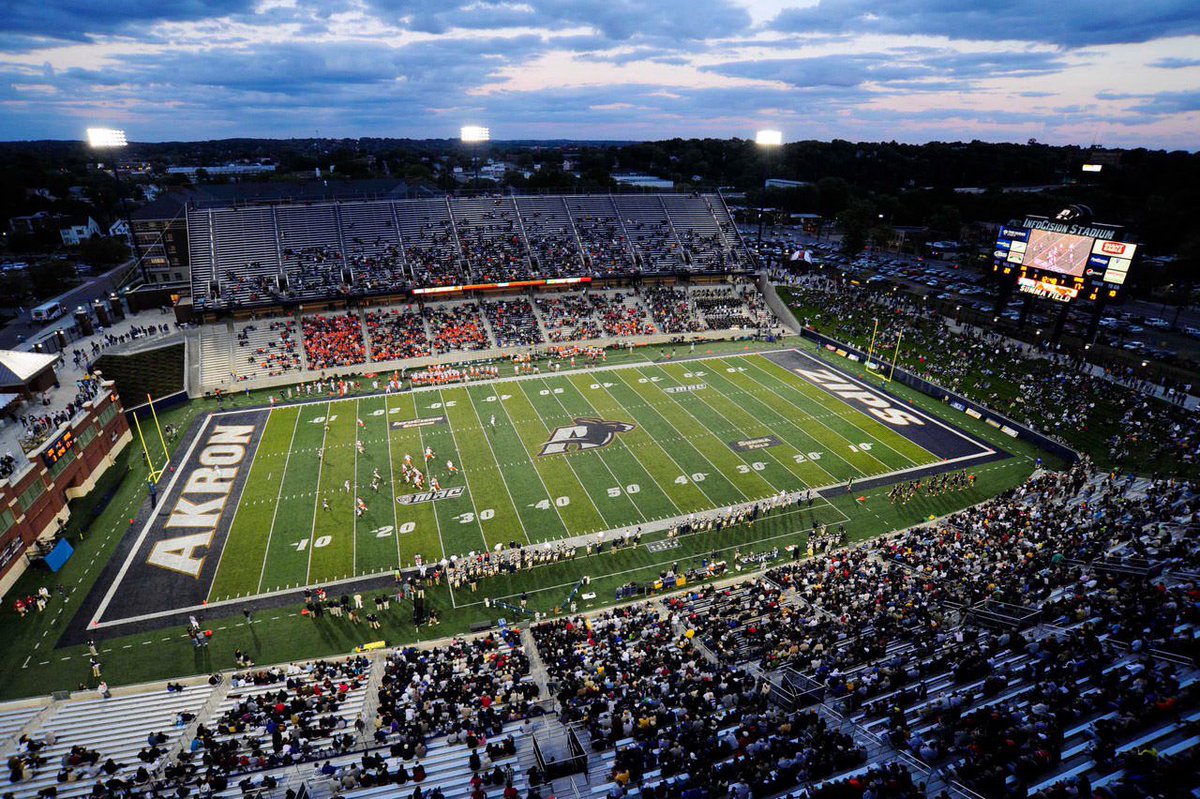 Daniil_Starykh's tweet photo. After a great conversation with @Coach_J_Rod  I’m truly blessed to say I have received a offer from @ZipsFB 

@BCollierPPI @PPIRecruits 
#AGTG https://t.co/5w9nkQMCmp