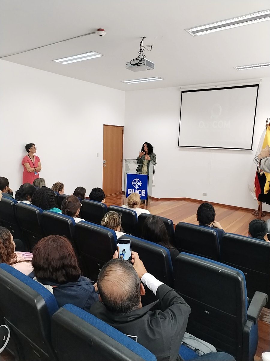 OdeComPUCE's tweet photo. Hoy al ritmo de #marimba se inauguró la Escuela de #Mujeres Pescadoras y Recolectoras «#Rizomas de Vida» 🦀, proyecto de la @CCONDEM con apoyo de @VinculacionPUCE y aval de @EduContinuaPUCE. @OdeCom impulsa la #AMI junto con @UNESCOQuito https://t.co/2xvpepOvUw