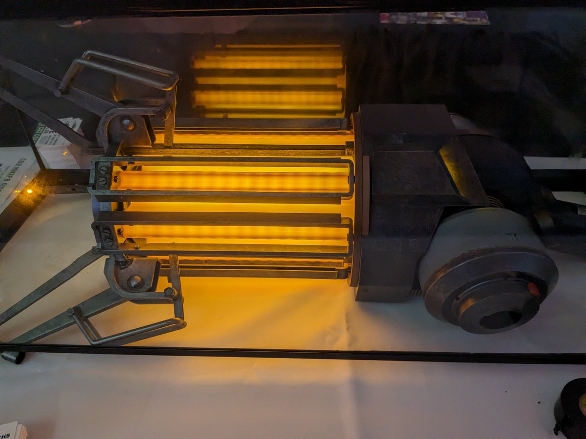 itspureskillgg's tweet photo. It was a gravity gun https://t.co/1jifaeYuWb