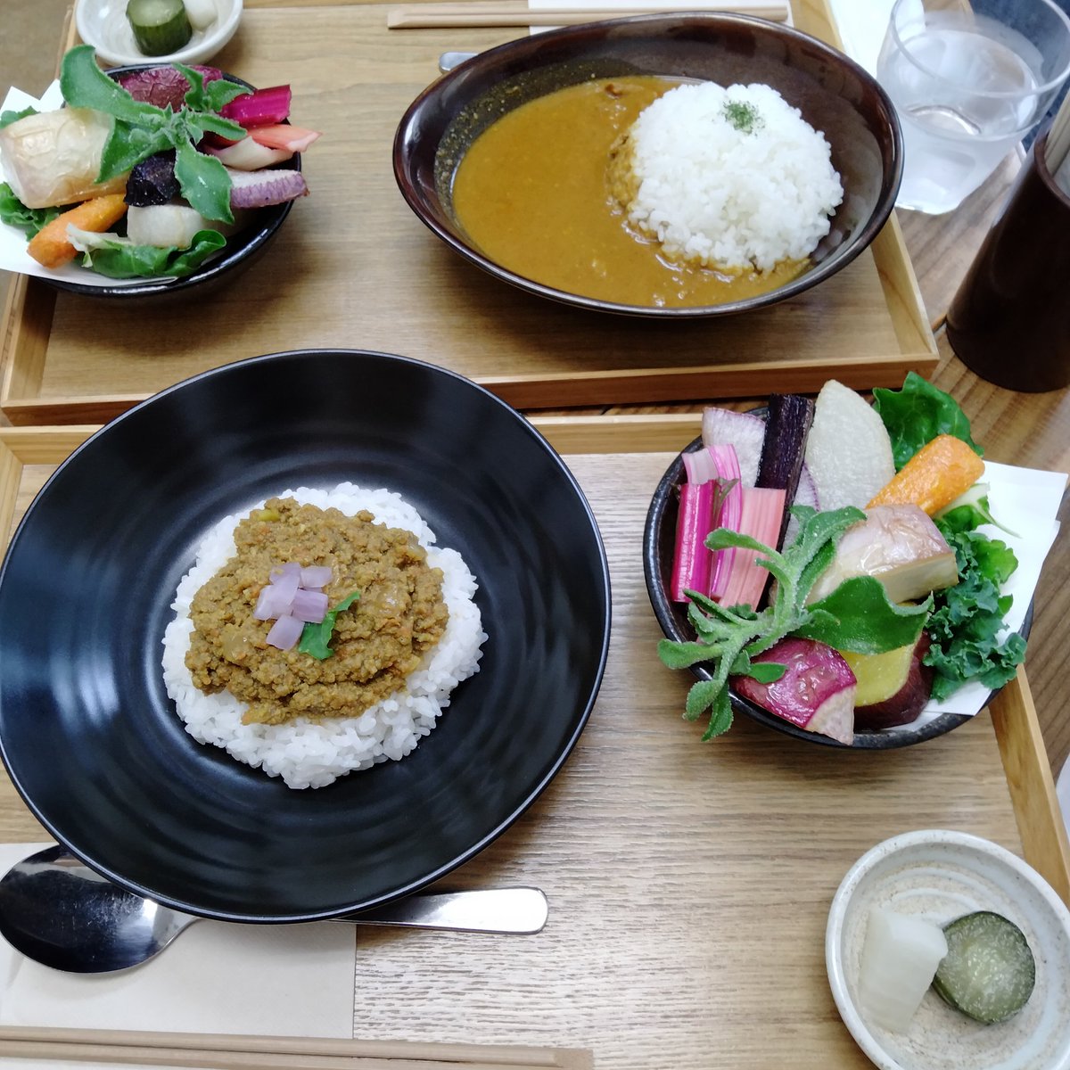 kaya5han's tweet photo. 鎌倉野菜タップリのCURRYランチ⭐
野菜不足を補給できて優雅な気分♪
また鎌倉散歩しにいきたいな☺️ https://t.co/U8W2djqVnL