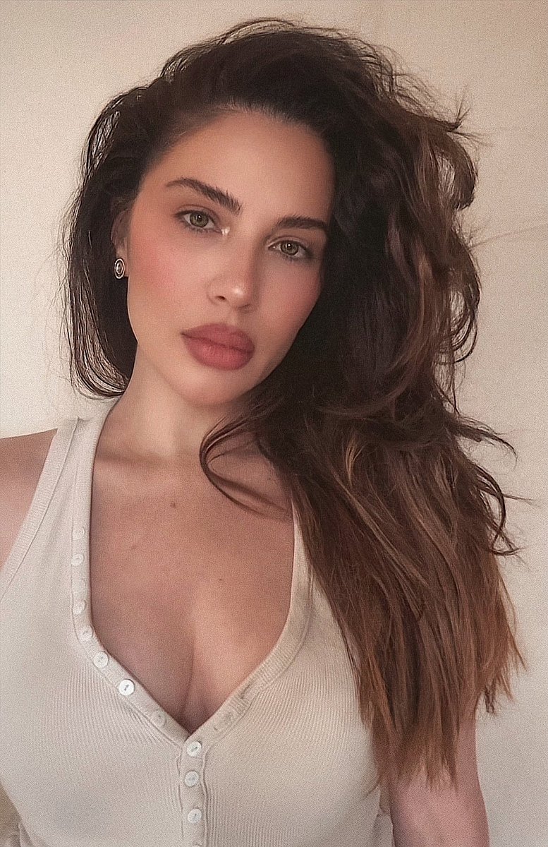 Nasiha Marie Rose tweet media