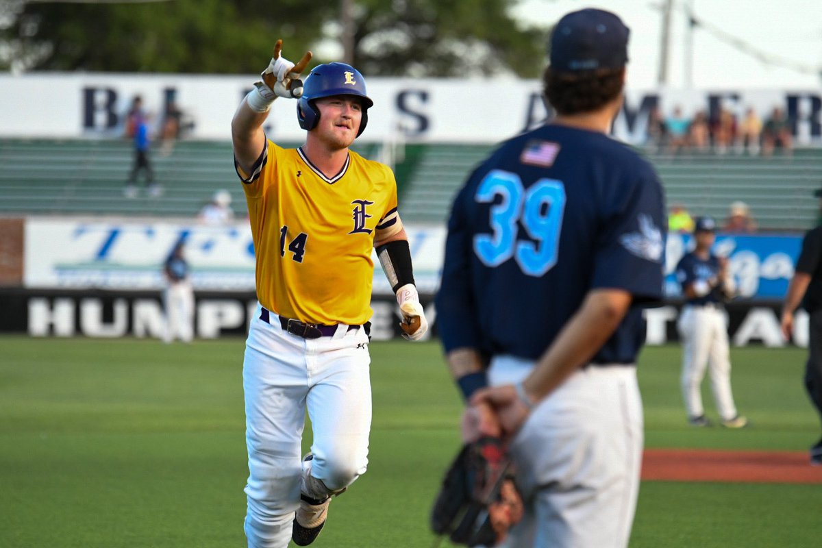 LSUE Baseball tweet media