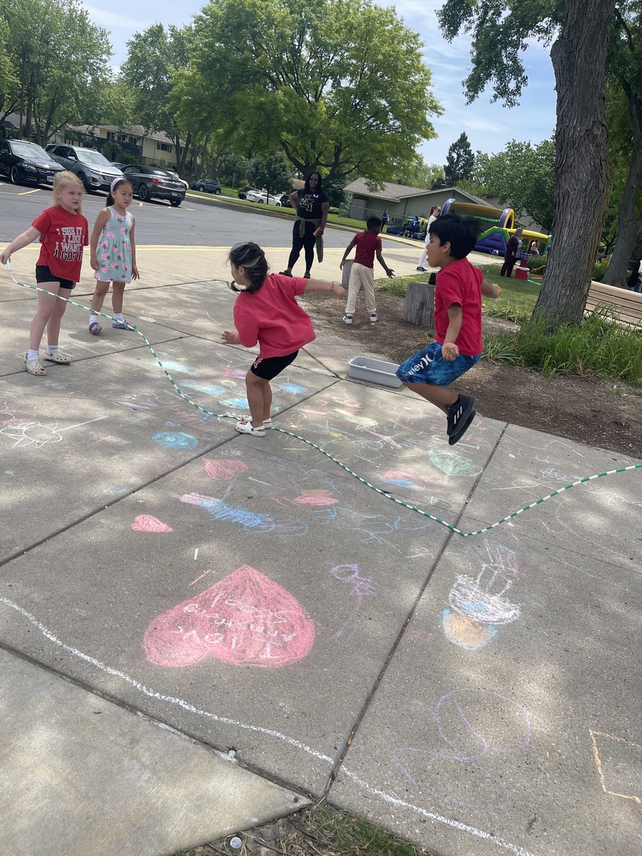 D54Armstrong's tweet photo. Here are some more snapshots from our 2024 Field Day! 
***Over 80 pictures can be viewed on our Facebook page*** https://t.co/Lx9IYsw5Fq https://t.co/EnRpHvCFyW