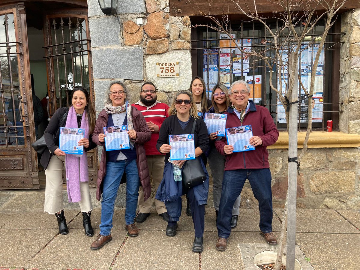 BorsariLuis's tweet photo. Quedó presentada la #Lista71 en la Corte Electoral. En #Maldonado vamos con #LuisBorsari #Diputado y #RodrigoBlas #Intendente. https://t.co/eI3Ld9RXWu