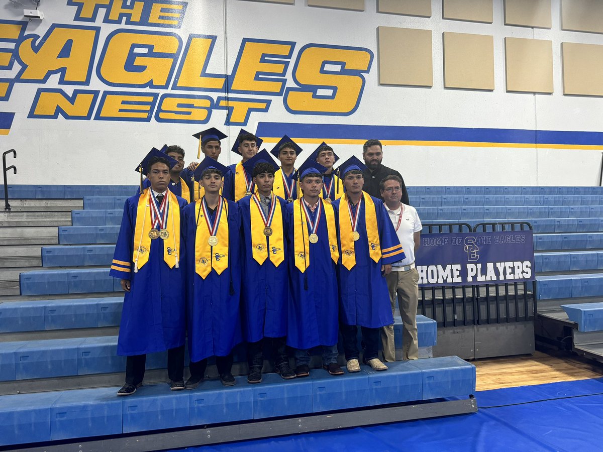 Cesar Morales (@saneliathletics) on Twitter photo <a href="/SanElizarioISD/">San Elizario ISD</a> Soccer 2024 Graduates β½οΈπ§βπ π©βπ
<a href="/SanElizarioHS/">San Elizario High School</a> <a href="/SanElizarioISD/">San Elizario ISD</a> Soccer 2024 Graduates β½οΈπ§βπ π©βπ
<a href="/SanElizarioHS/">San Elizario High School</a>