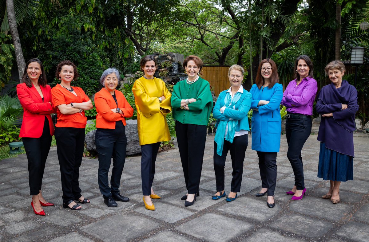 Happy #PrideMonth! Proud to stand with fellow ambassadors in solidarity with the #LGBTQI+ community and in support of diversity, inclusion, equality, and authenticity. #FriendsPartnersAllies🌈🇫🇷🇨🇴🇬🇧🇺🇸🇸🇪🇦🇺🇳🇱🇷🇴🏳️‍🌈 <a href="/US_SE_LGBTQI/">Special Envoy: Human Rights of LGBTQI+ Persons</a>