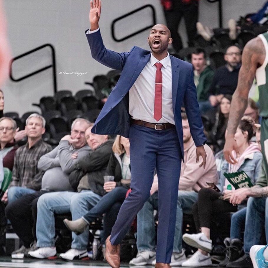 The Phoenix Suns are adding Chaisson Allen as an assistant coach to Mike Budenholzer’s staff, league sources told @hoopshype. Allen was previously the head coach of the Wisconsin Herd, the G League affiliate for the Milwaukee Bucks.