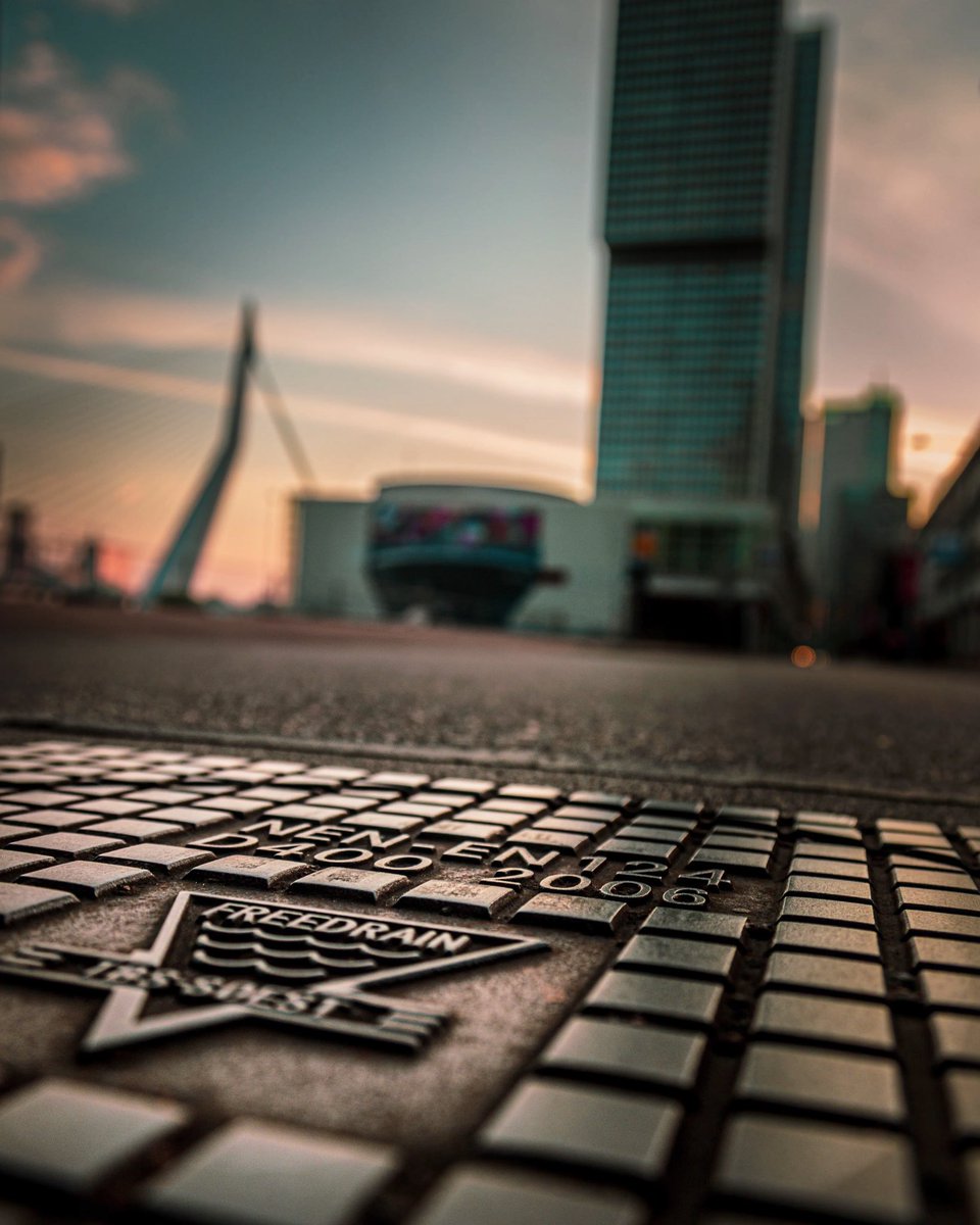Mijn Rotterdam foto’s zijn nu als los bestand te koop in mijn webshop. Check de shop voor de gebruiksvoorwaarden: rotterdam-in-beeld.myshopify.com #rotterdam