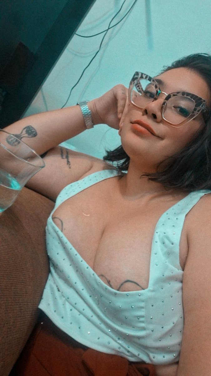 No me toques ando chida!🔥

#tattoo #chubbygirl #curvygirl #tattootits