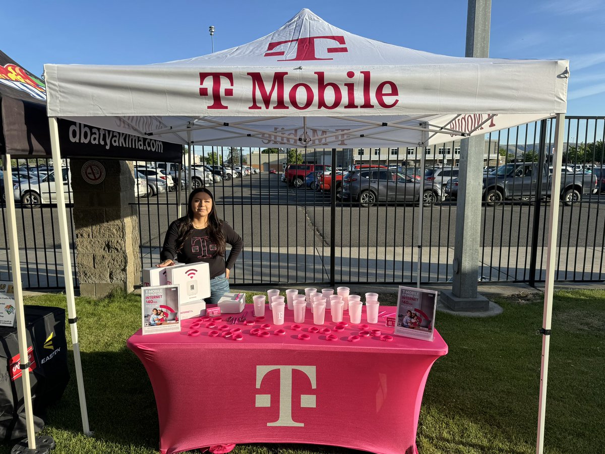 Terry Conduff ™ (@terryconduff) on Twitter photo What an amazing night out at the <a href="/PippinsBaseball/">Yakima Valley Pippins</a> park! Sunshine and Magenta just go so well together. I love spreading the word about <a href="/TMobile/">T-Mobile</a>’s Home Internet! We saw some Blazing Fast speeds tonight while doing speed tests! <a href="/GoMagneto/">Jose Nolasco</a> <a href="/geoffdean10/">geoffdean</a> <a href="/TraceyNielsen99/">Tracey Nielsen</a> What an amazing night out at the <a href="/PippinsBaseball/">Yakima Valley Pippins</a> park! Sunshine and Magenta just go so well together. I love spreading the word about <a href="/TMobile/">T-Mobile</a>’s Home Internet! We saw some Blazing Fast speeds tonight while doing speed tests! <a href="/GoMagneto/">Jose Nolasco</a> <a href="/geoffdean10/">geoffdean</a> <a href="/TraceyNielsen99/">Tracey Nielsen</a>