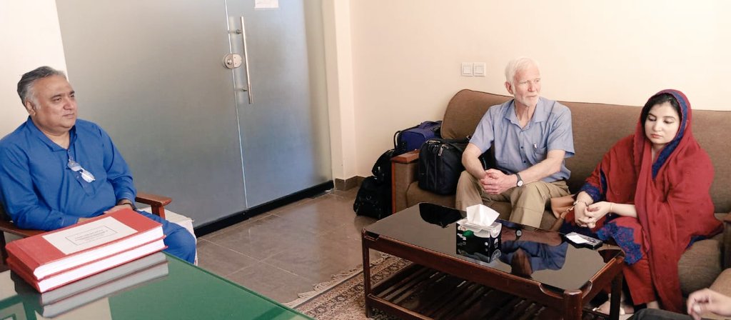 Aurat Foundation team facilitated Mr. Mike Hoffman, Global Director, Vivere Human Rights Organization, Switzerland for arranging meetings with FIA. In future, want to work on @HumanTrafficking. In this regard, meet arranged with the concerns departments, organizations.