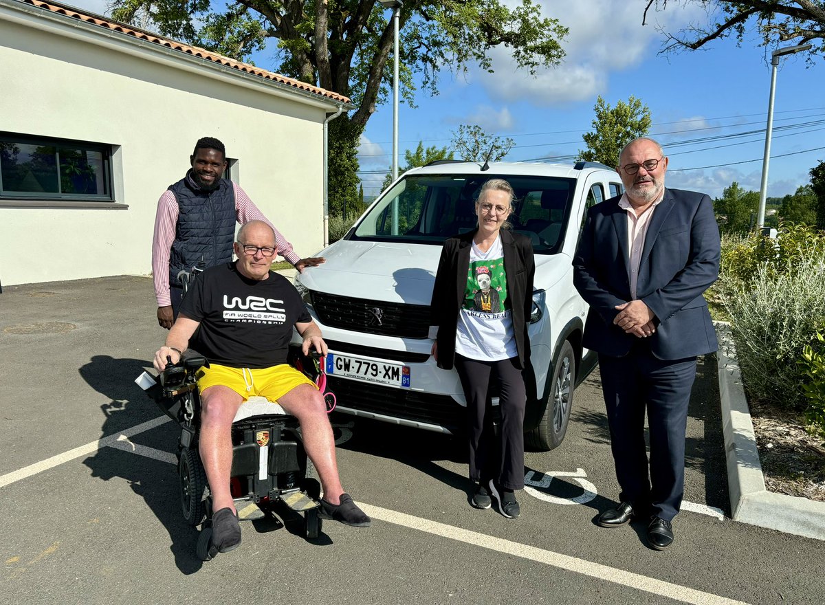 MaisonAstrolabe's tweet photo. Vendredi 31 mai 2024, 🩵💙🩷❤️
une journée marquée avec l’arrivée de la @Peugeot Rifter électrique transformée #PMR par #MORICE.
Immense merci à @FondationPFP ❤️
@CreditAgricole #Infaco
✨OUVRIR LE CHAMP DES POSSIBLES ✨ https://t.co/cDnPXyakRp