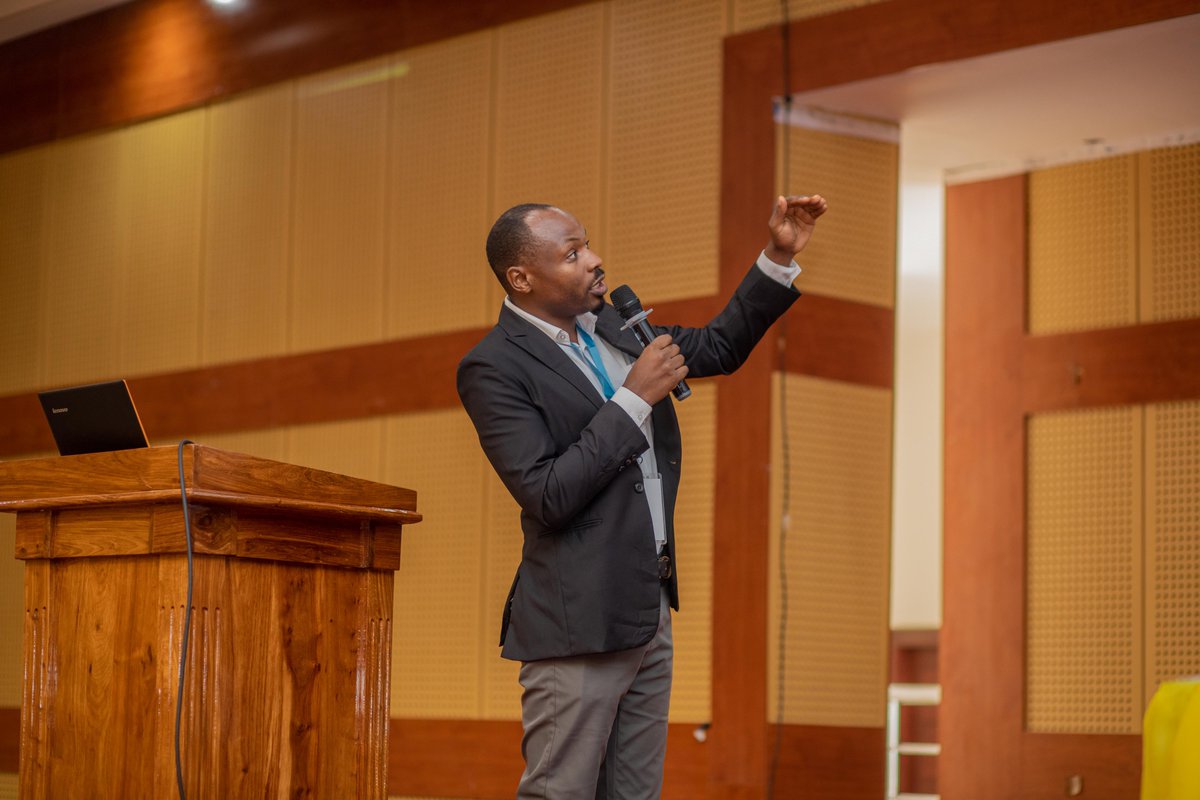 phit_2021's tweet photo. This week, our project coordinator (Alen Kinyina), presented initial #Mlinde mama project findings at the 1st UDOM Scientific Conference. He shared how the Group ANC model in Geita improved ANC visit coverage from 49% to 91% within 1 year. @ortamisemitz @MOH @gatesfoundation https://t.co/qF9yBks758