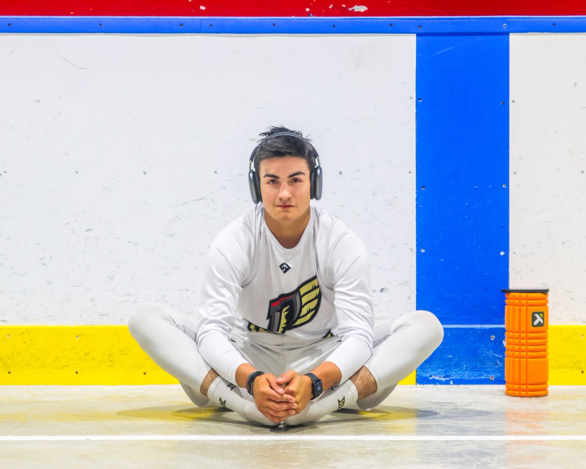 Hey <a href="/deacanknott/">Deacan Knott</a> 👋 Heard you got the win tonight for the Merchants! 👏