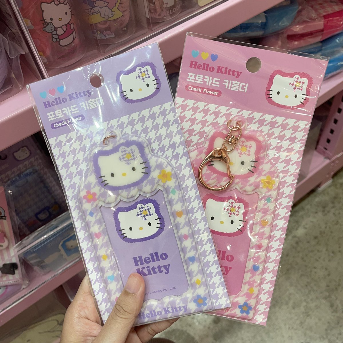 willyimnoey's tweet photo. รับหิ้วเกาหลีdiaso artbox sanrio lover club นะคะ เรท0.03 กลับไทยวันพรุ่งนี้ค่า สนใจทัก dm มาได้เลยค่า #รับหิ้วเกาหลี #ตลาดนัดsnario #หิ้วเกาหลี #artbox #diaso #กิ๊บซานริโอ้ #แฟ้มเก็บการ์ด https://t.co/NpiaFFSKXy