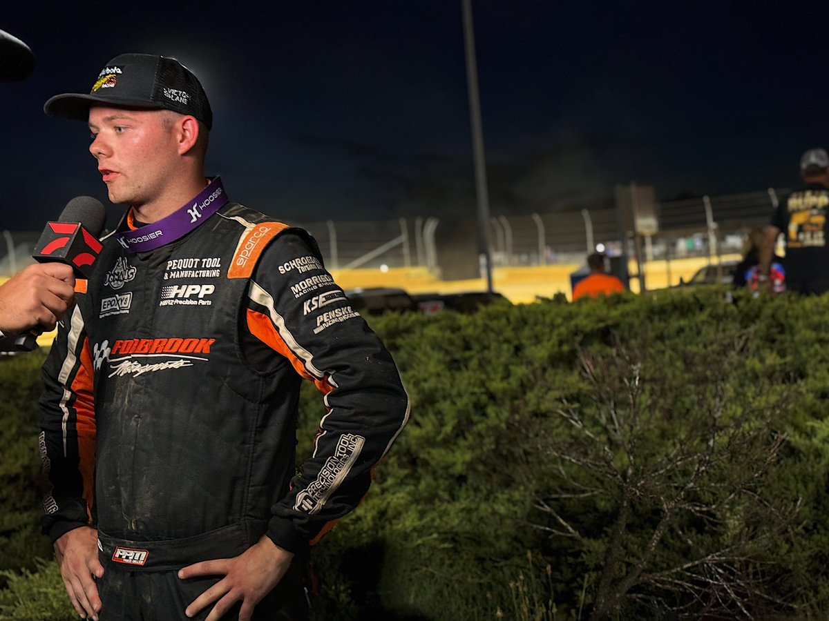 HighLimitRacing's tweet photo. Welcome to the podium, @Parker_PM9!
PPM sets a new career-best with @Kubota_USA High Limit Racing tonight at home state track @TheBurgSpeedway, driving from 8th-to-3rd in the #9P. https://t.co/PVGlkR2OiM