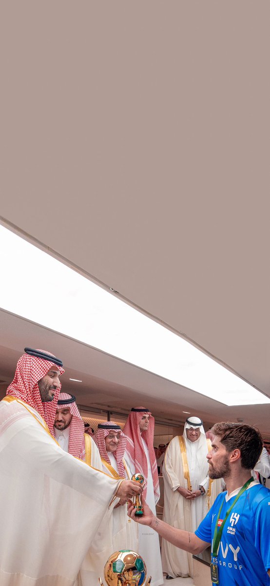 أعظم و افخم و أجمل صوره اليوم 🥹💙💙
#نيفيز
#ولي_العهد_الامير_محمد_بن_سلمان‌