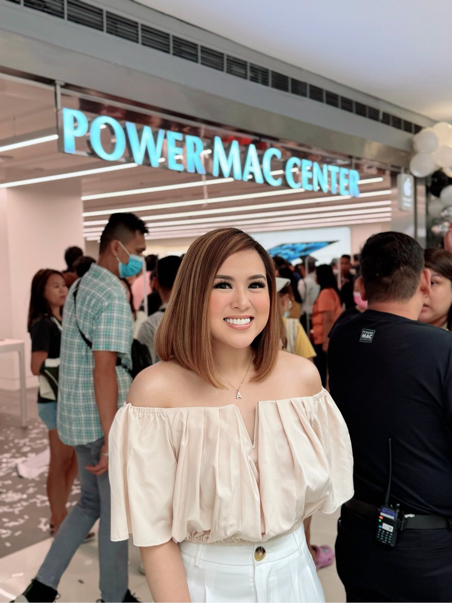 aidelacruz's tweet image. Dropped by the HUGE reopening of @PowerMacCenter’s newest Apple Premium Partner store at SM Megamall 🩶

Shop ‘til Aug. 31 for a chance to win:
🚗 Brand-new car (BYD Atto 3)
✈️ Business-class flights to USA &amp;amp; Japan
🎁 ₱150k GCs
+more!

#PMCRoadto30
#PMCExperience
#PowerMacCenter