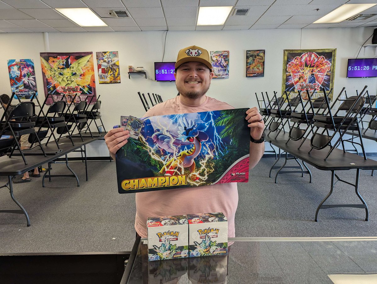 comebackmechs's tweet photo. Congrats to team members Mathew Brockman and Cody Hope on their recent cup wins!

Mathew piloted Dialga VSTAR @ The Card Haven in Lewisville, TX and Cody piloted Charizard ex @ One Stop Anime in Norman, OK.

Looking forward to NAIC in one week! https://t.co/bPgKZhgYiA