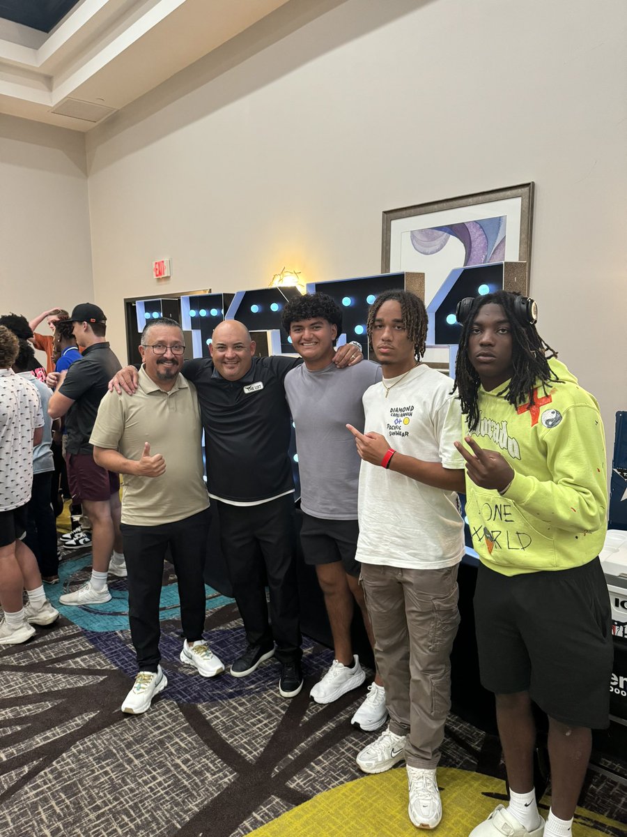 TexasTap7v7's tweet photo. On behalf of Texas Tap we want to thank Charlie Cortez and @THELIST7v7 for the awards and recognition tonight to our boys .Back to back champions💪🏼🏈💪🏼
We will defend our Texas Tittle this weekend here in College station
@rivals @247sports @QBHitList @WRHitList @dctf https://t.co/Kzj0NClMC9
