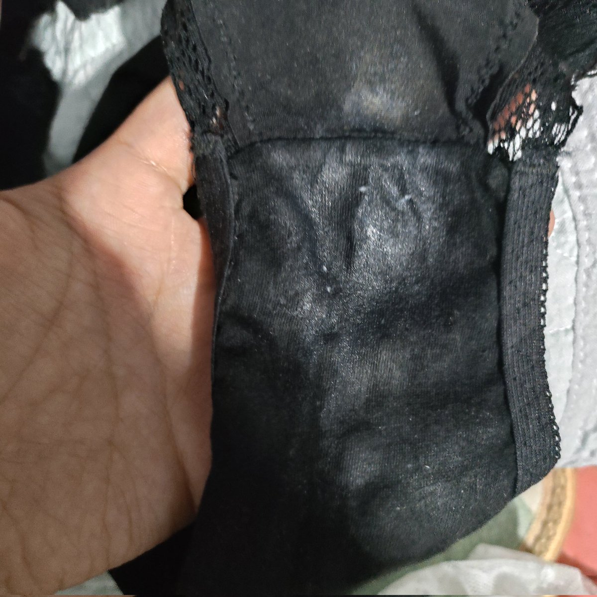 福利姬云朵小羊的原味屋分享的黄推图片2 - 网红私拍内容