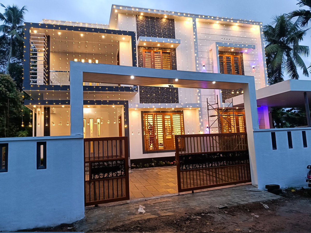 ഒരു വീട് കൂടി പണി തീർത്തു !